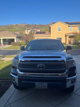 2014 Toyota Tundra SR5