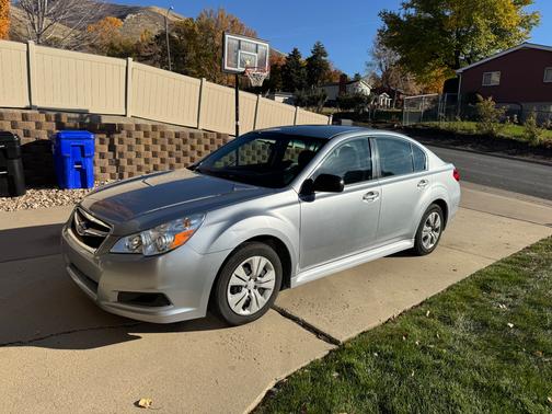 2012 Subaru Legacy 2.5i
