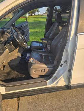 White 2010 Honda CR-V EX-L