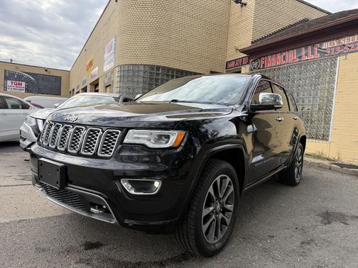 Black 2017 Jeep Grand Cherokee Overland