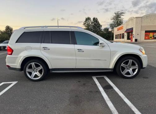 White 2012 Mercedes-Benz GL-Class GL 550 4MATIC