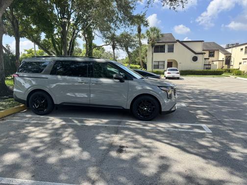 2025 Kia Carnival SX Prestige