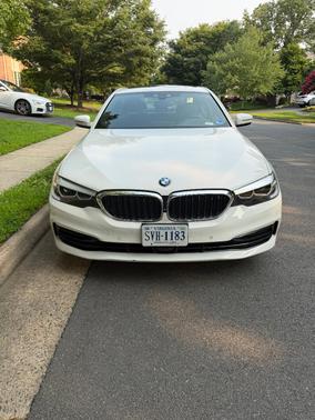 White 2019 BMW 530 i xDrive