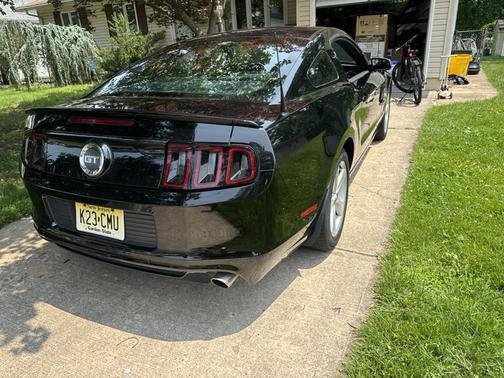 Black 2014 Ford Mustang GT