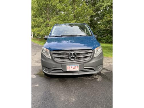 2016 Mercedes-Benz Metris Base