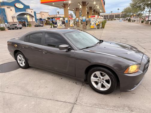 2013 Dodge Charger SE