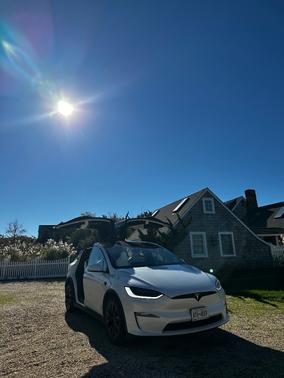 2022 Tesla Model X Plaid