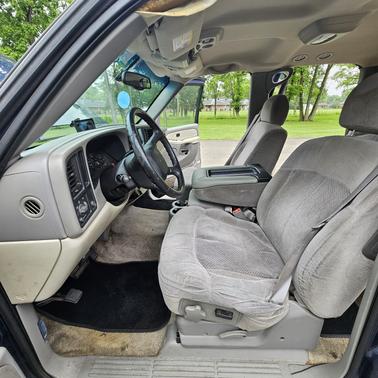 2002 Chevrolet Suburban 1500 LS