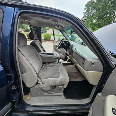 2002 Chevrolet Suburban 1500 LS