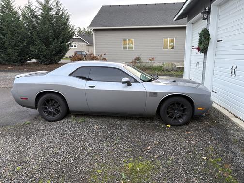 2011 Dodge Challenger Base