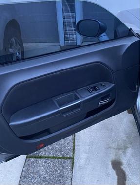 2011 Dodge Challenger Base