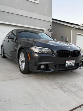 Gray 2014 BMW 528 i