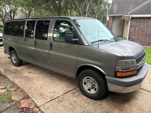 Gray 2013 Chevrolet Express 3500 LT