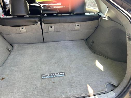Black 2011 Toyota Prius II