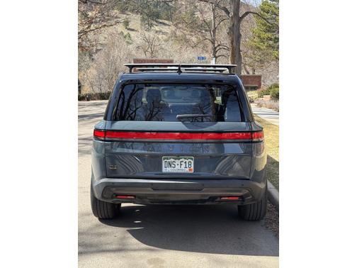 2025 Rivian R1S Ascend Tri-Motor Max Pack