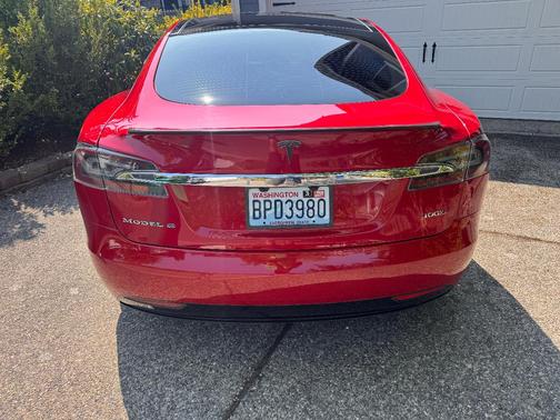 Red 2018 Tesla Model S 100D