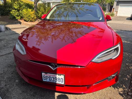 Red 2018 Tesla Model S 100D