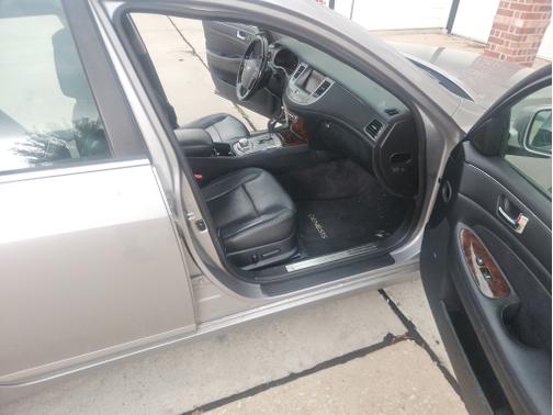 2010 Hyundai Genesis 3.8