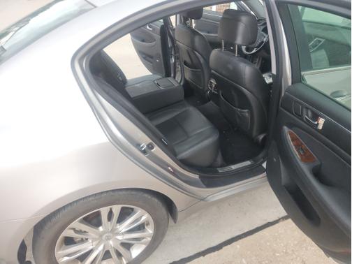 2010 Hyundai Genesis 3.8