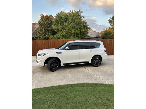 2023 INFINITI QX80 SENSORY