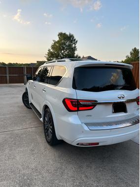 2023 INFINITI QX80 SENSORY
