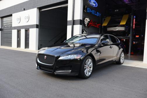 2018 Jaguar XF 35t Premium