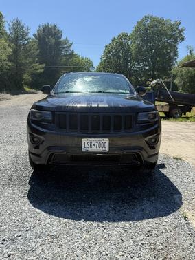 Black 2016 Jeep Grand Cherokee Limited
