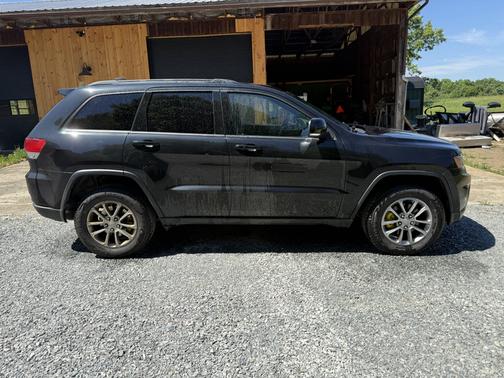 Black 2016 Jeep Grand Cherokee Limited