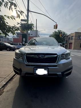Silver 2018 Subaru Forester 2.5i Premium