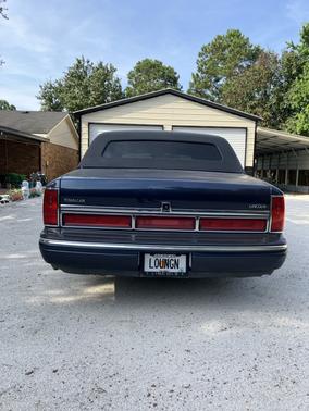 Blue 1997 Lincoln Town Car Executive