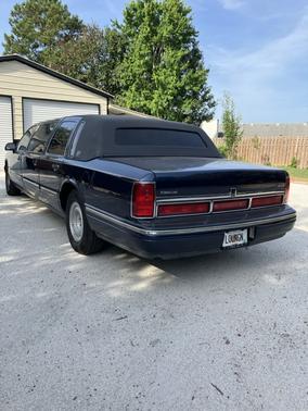 Blue 1997 Lincoln Town Car Executive