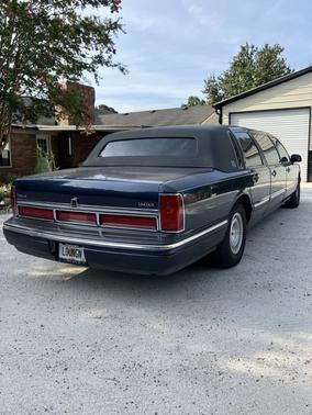 Blue 1997 Lincoln Town Car Executive