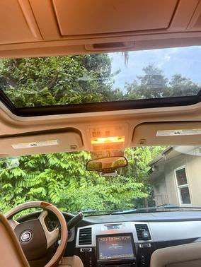 2010 Cadillac Escalade ESV Premium
