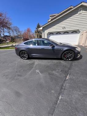 2020 Tesla Model S Performance