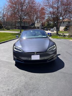2020 Tesla Model S Performance