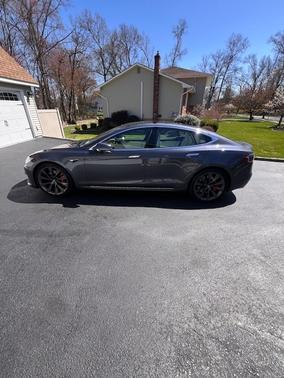 2020 Tesla Model S Performance