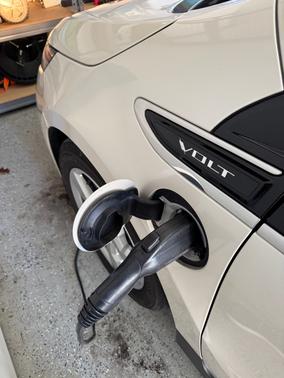 2014 Chevrolet Volt Base