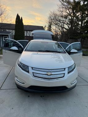 2014 Chevrolet Volt Base