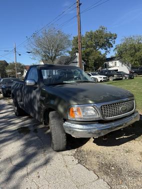 Black 2000 Ford F-150 XLT Flareside