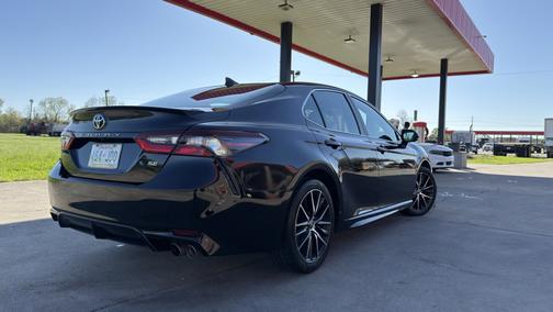 2021 Toyota Camry SE Nightshade