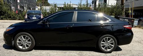 2016 Toyota Camry SE