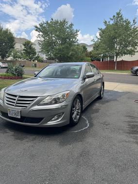 Silver 2012 Hyundai Genesis 5
