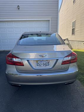 Silver 2012 Hyundai Genesis 5