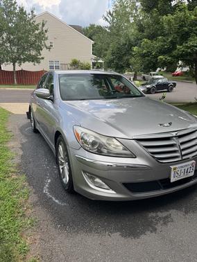 Silver 2012 Hyundai Genesis 5
