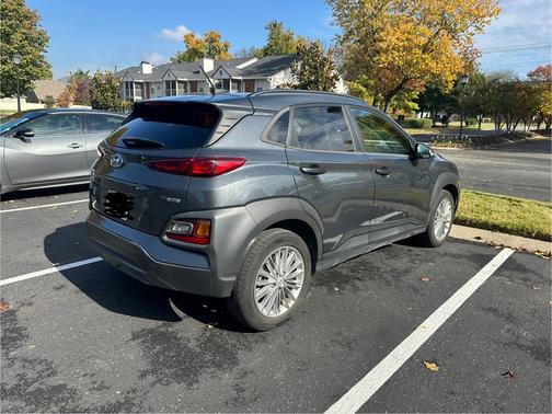 2021 Hyundai KONA SEL