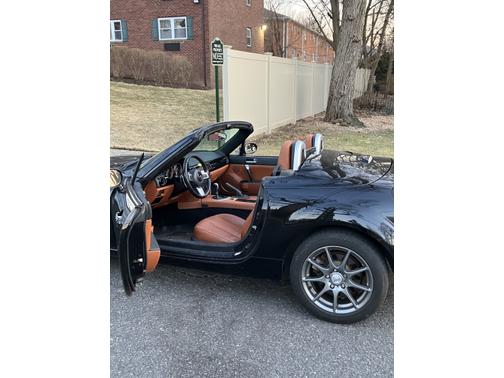 2007 Mazda MX-5 Miata Grand Touring Hardtop Convertible