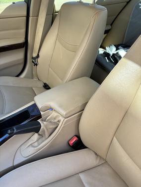 2011 BMW 328 i