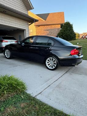 2011 BMW 328 i