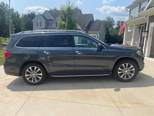 Gray 2015 Mercedes-Benz GL-Class GL 450 4MATIC