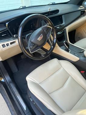 Black 2018 Cadillac XT5 Base